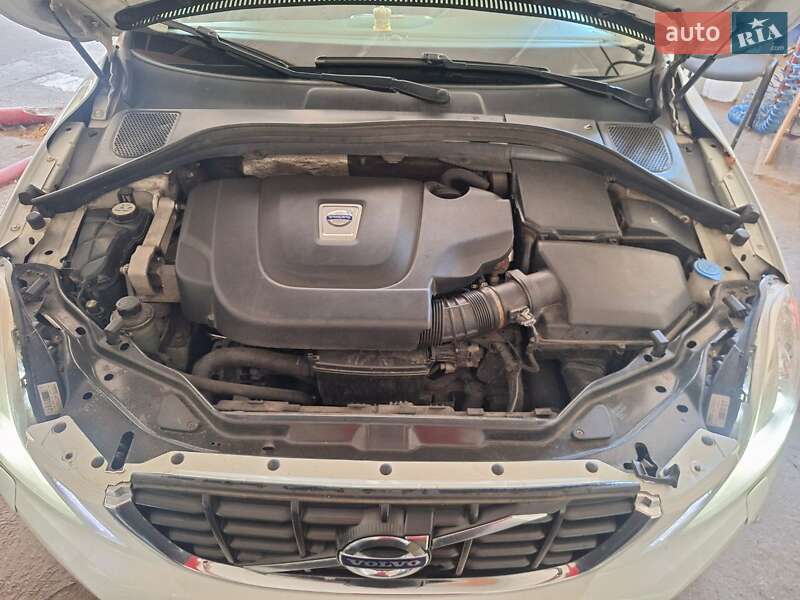 Внедорожник / Кроссовер Volvo XC60 2012 в Харькове