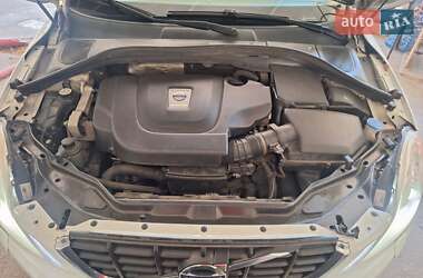 Позашляховик / Кросовер Volvo XC60 2012 в  фото 11 Позашляховик / Кросовер Volvo XC60 2012 в