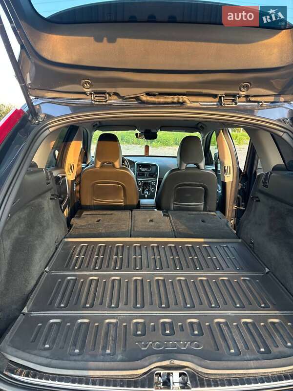 Внедорожник / Кроссовер Volvo XC60 2015 в Виннице фото 24 Внедорожник / Кроссовер Volvo XC60 2015 в Виннице