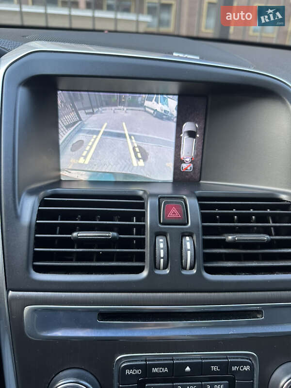 Позашляховик / Кросовер Volvo XC60 2015 в Одесі фото 8 Позашляховик / Кросовер Volvo XC60 2015 в Одесі
