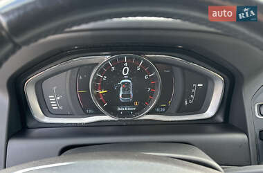 Внедорожник / Кроссовер Volvo XC60 2014 в 