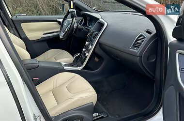 Внедорожник / Кроссовер Volvo XC60 2014 в 
