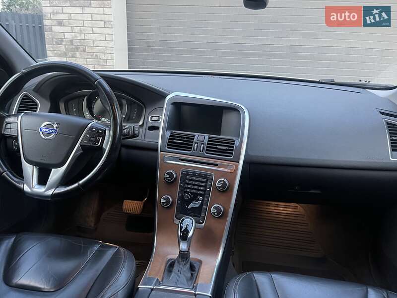 Позашляховик / Кросовер Volvo XC60 2013 в Києві