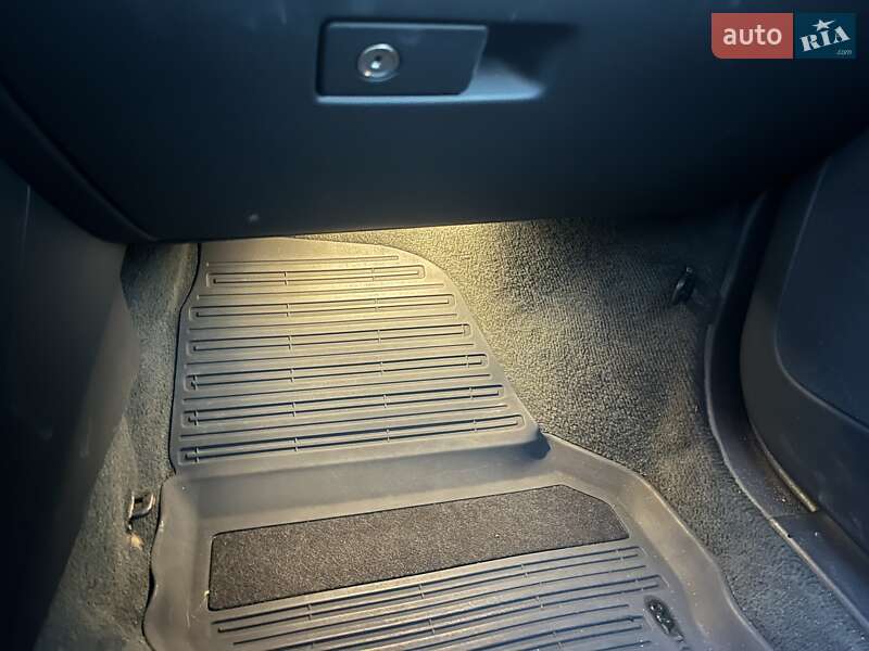 Позашляховик / Кросовер Volvo XC60 2013 в Києві