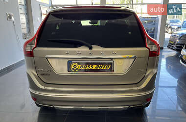 Позашляховик / Кросовер Volvo XC60 2016 в 