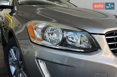 Позашляховик / Кросовер Volvo XC60 2016 в 