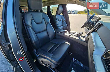 Внедорожник / Кроссовер Volvo XC60 2018 в 