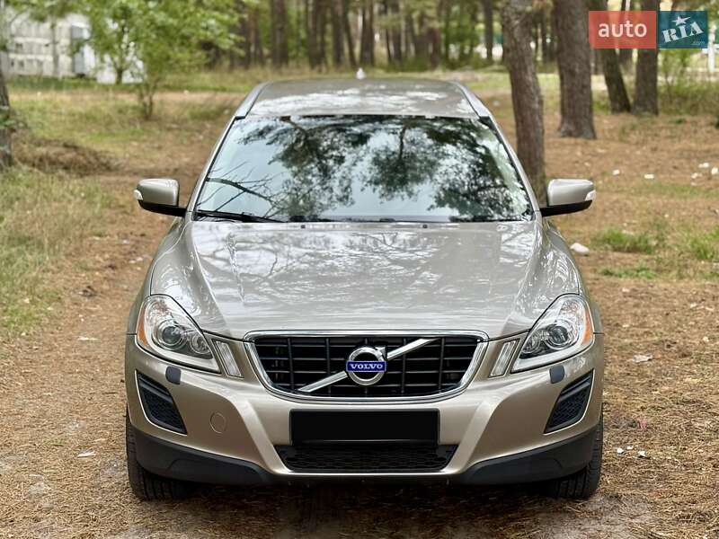 Позашляховик / Кросовер Volvo XC60 2012 в Києві