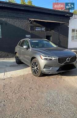 Позашляховик / Кросовер Volvo XC60 2020 в 