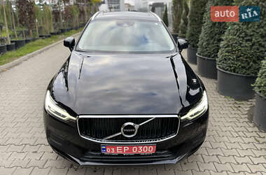 Позашляховик / Кросовер Volvo XC60 2021 в  фото 4 Позашляховик / Кросовер Volvo XC60 2021 в