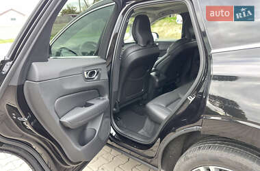 Позашляховик / Кросовер Volvo XC60 2021 в  фото 20 Позашляховик / Кросовер Volvo XC60 2021 в