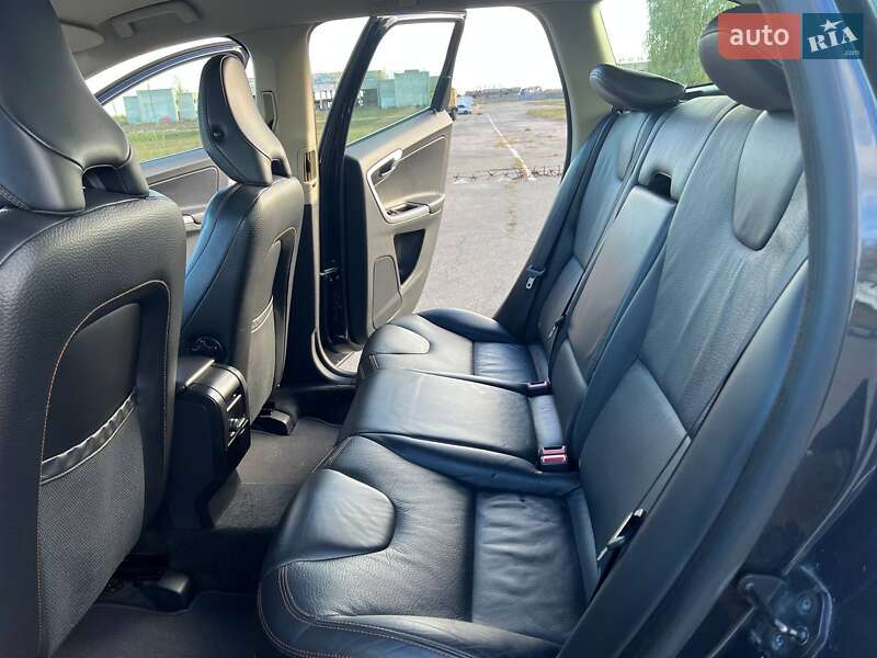 Внедорожник / Кроссовер Volvo XC60 2008 в Сумах
