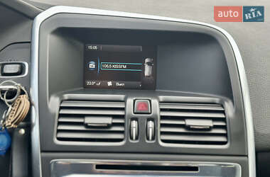 Внедорожник / Кроссовер Volvo XC60 2014 в 