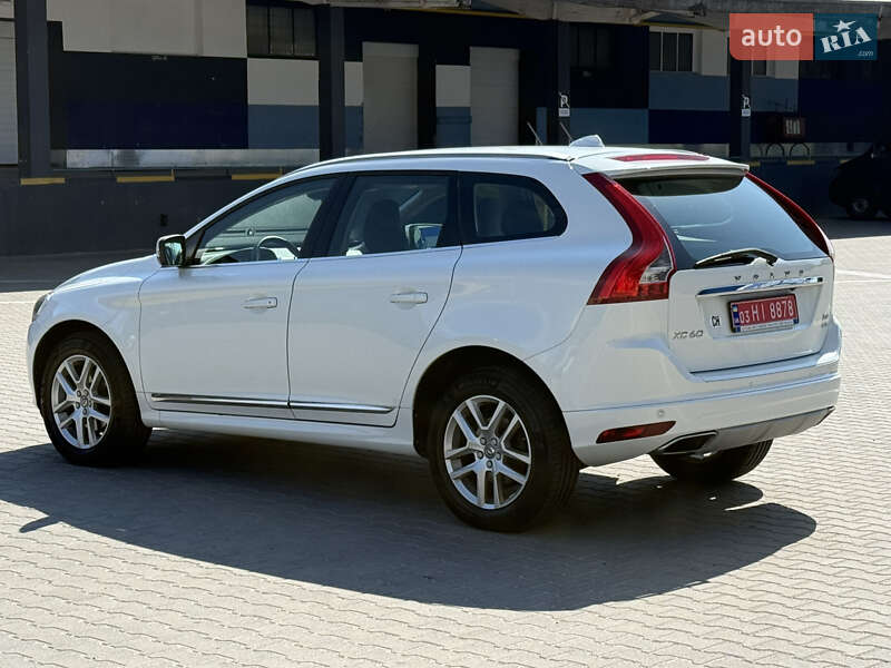 Внедорожник / Кроссовер Volvo XC60 2016 в Ровно