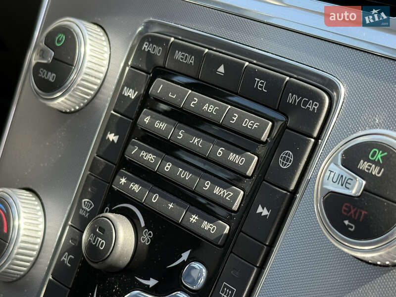 Внедорожник / Кроссовер Volvo XC60 2016 в Ровно
