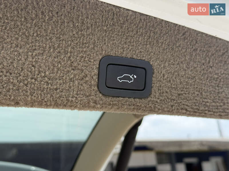 Внедорожник / Кроссовер Volvo XC60 2012 в Ровно