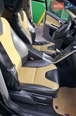 Позашляховик / Кросовер Volvo XC60 2009 в 
