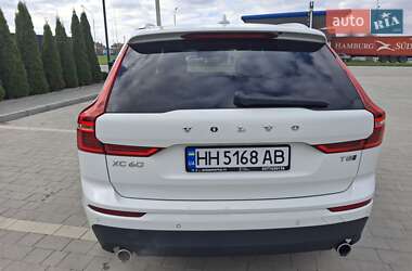 Позашляховик / Кросовер Volvo XC60 2017 в  фото 7 Позашляховик / Кросовер Volvo XC60 2017 в
