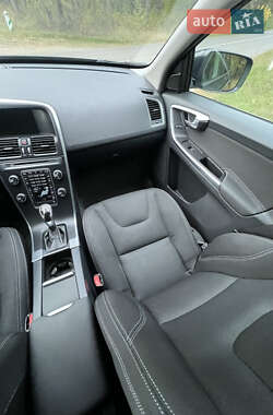 Позашляховик / Кросовер Volvo XC60 2014 в 