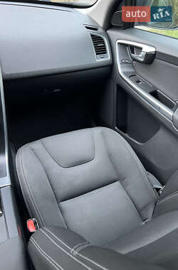 Позашляховик / Кросовер Volvo XC60 2014 в 