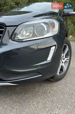 Позашляховик / Кросовер Volvo XC60 2014 в 