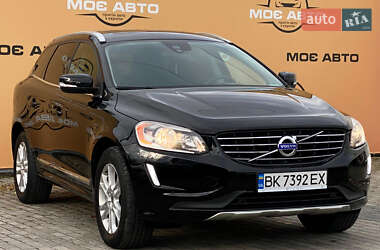 Позашляховик / Кросовер Volvo XC60 2016 в 