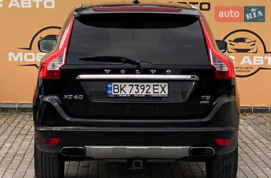Позашляховик / Кросовер Volvo XC60 2016 в 