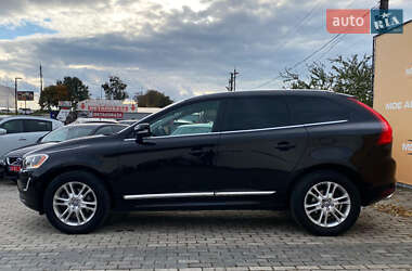 Позашляховик / Кросовер Volvo XC60 2016 в 