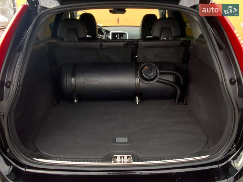 Внедорожник / Кроссовер Volvo XC60 2016 в Ровно фото 27 Внедорожник / Кроссовер Volvo XC60 2016 в Ровно
