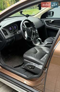 Внедорожник / Кроссовер Volvo XC60 2012 в 