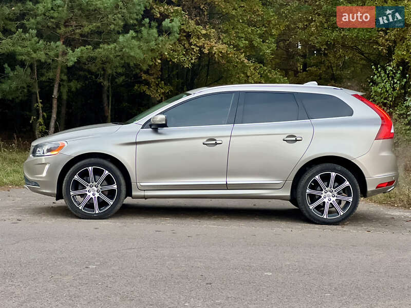 Позашляховик / Кросовер Volvo XC60 2015 в Луцьку фото 2 Позашляховик / Кросовер Volvo XC60 2015 в Луцьку