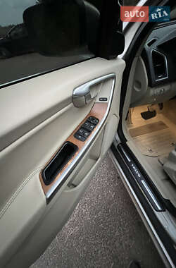Внедорожник / Кроссовер Volvo XC60 2015 в 