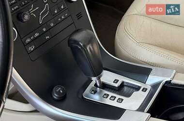 Внедорожник / Кроссовер Volvo XC60 2009 в 