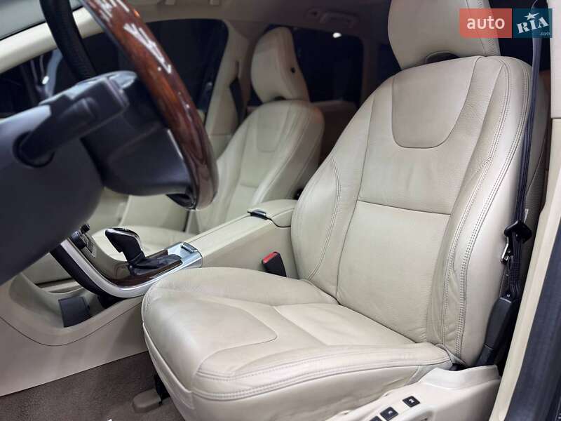 Позашляховик / Кросовер Volvo XC60 2013 в Чернівцях фото 9 Позашляховик / Кросовер Volvo XC60 2013 в Чернівцях