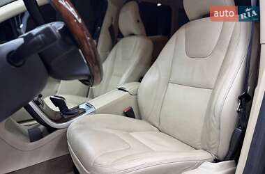 Внедорожник / Кроссовер Volvo XC60 2013 в 