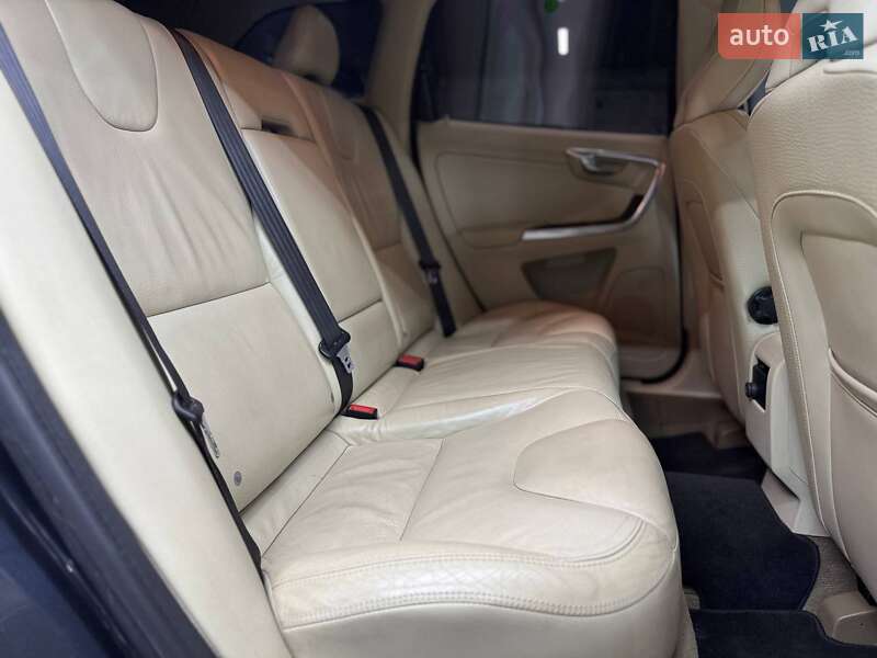 Позашляховик / Кросовер Volvo XC60 2013 в Чернівцях фото 14 Позашляховик / Кросовер Volvo XC60 2013 в Чернівцях