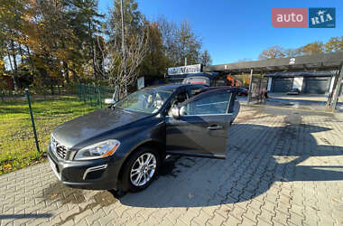 Внедорожник / Кроссовер Volvo XC60 2012 в 