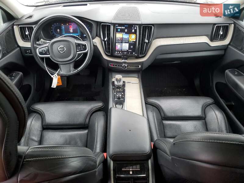 Внедорожник / Кроссовер Volvo XC60 2021 в Одессе