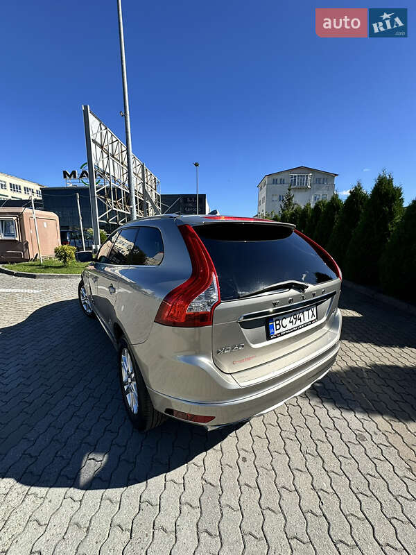 Внедорожник / Кроссовер Volvo XC60 2014 в Львове