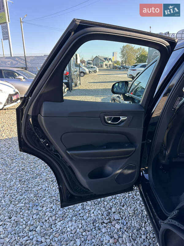 Внедорожник / Кроссовер Volvo XC60 2019 в Ивано-Франковске фото 24 Внедорожник / Кроссовер Volvo XC60 2019 в Ивано-Франковске