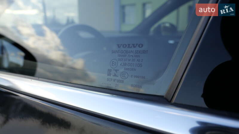 Внедорожник / Кроссовер Volvo XC60 2021 в Львове фото 29 Внедорожник / Кроссовер Volvo XC60 2021 в Львове