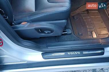 Внедорожник / Кроссовер Volvo XC60 2014 в 