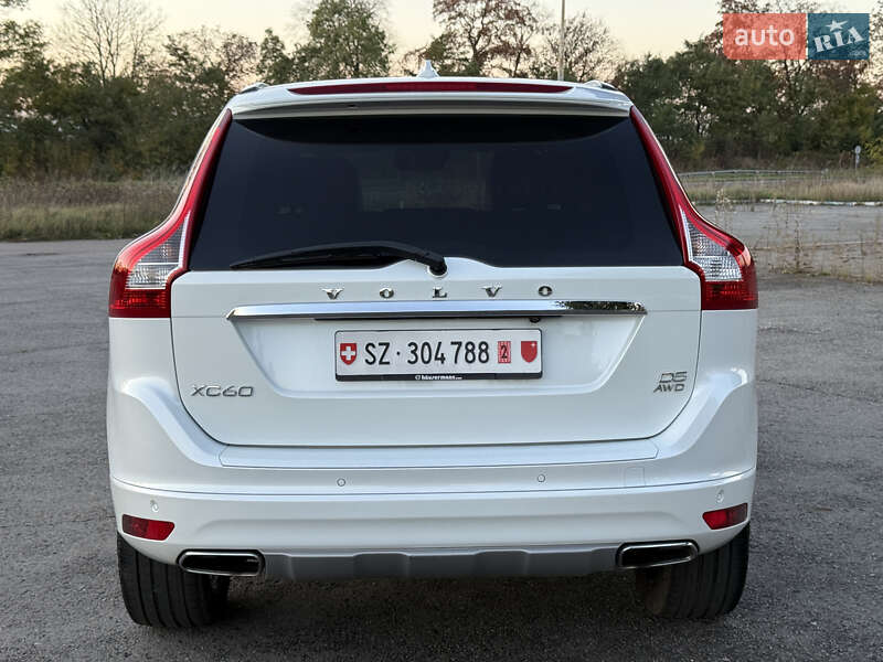 Внедорожник / Кроссовер Volvo XC60 2017 в Радивилове