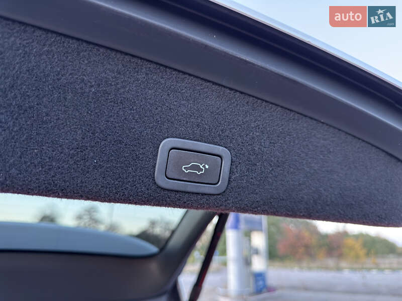 Внедорожник / Кроссовер Volvo XC60 2017 в Радивилове