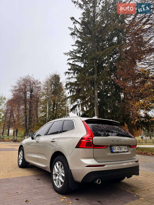 Внедорожник / Кроссовер Volvo XC60 2019 в Киеве