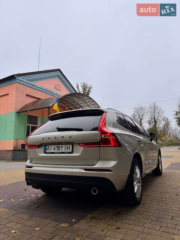 Внедорожник / Кроссовер Volvo XC60 2019 в Киеве