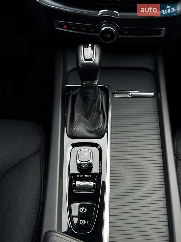 Внедорожник / Кроссовер Volvo XC60 2019 в Львове фото 31 Внедорожник / Кроссовер Volvo XC60 2019 в Львове