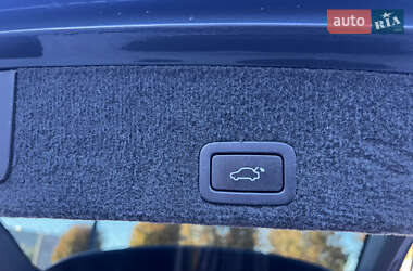 Позашляховик / Кросовер Volvo XC60 2010 в  фото 60 Позашляховик / Кросовер Volvo XC60 2010 в