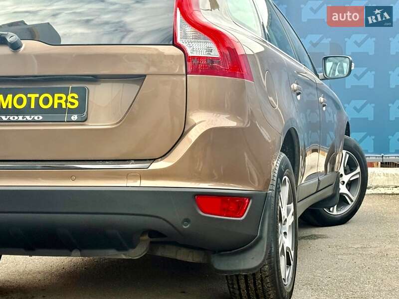 Позашляховик / Кросовер Volvo XC60 2012 в Києві фото 16 Позашляховик / Кросовер Volvo XC60 2012 в Києві
