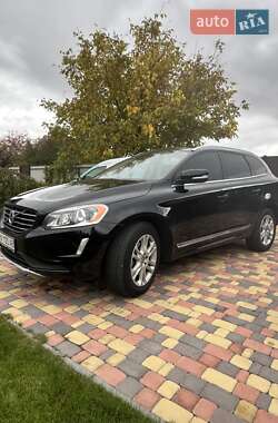 Позашляховик / Кросовер Volvo XC60 2015 в  фото 7 Позашляховик / Кросовер Volvo XC60 2015 в